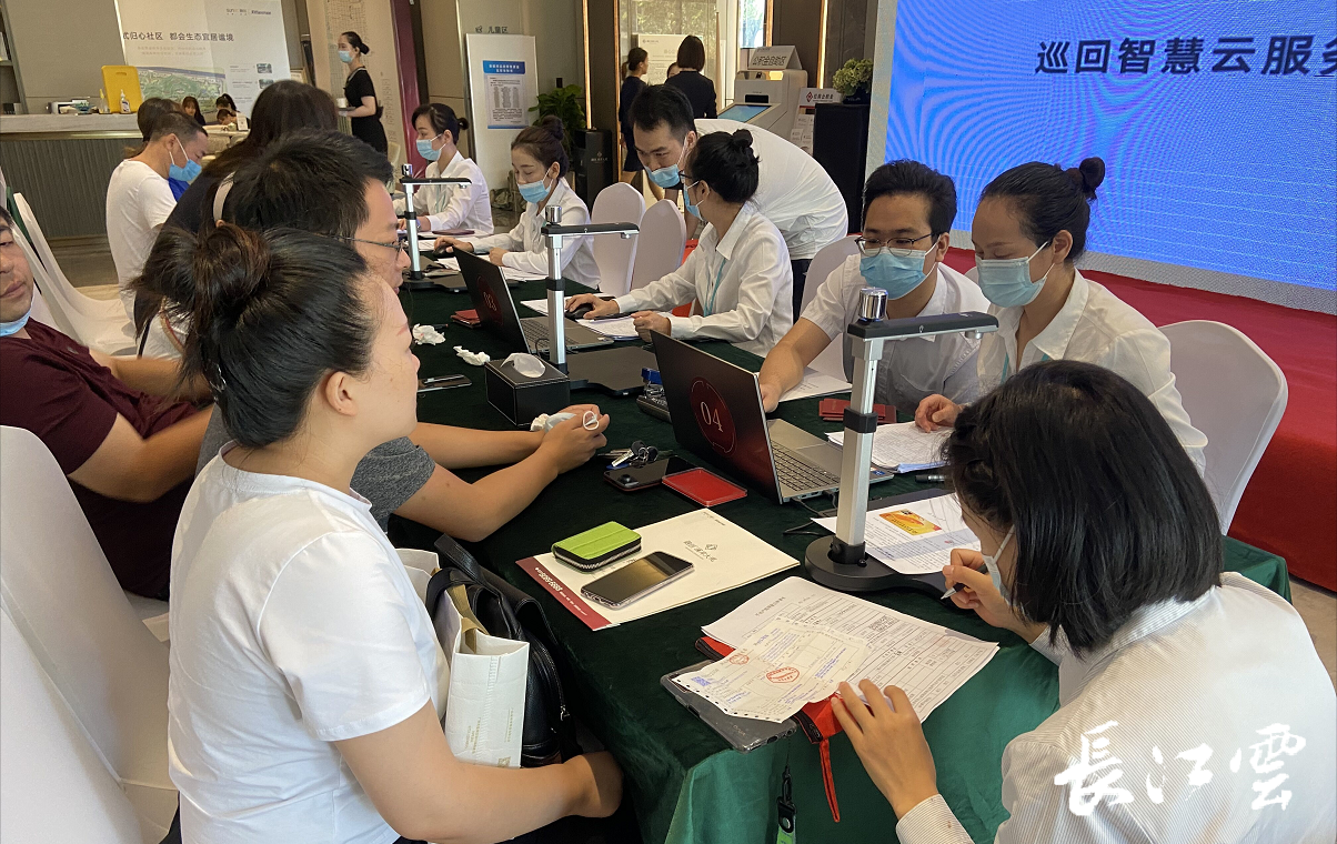 最新公积金24小时咨询电话人工方法分析(最方便真实的嵊州公积金热线电话人工服务时间是多少方法)